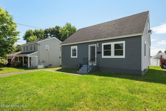 3 Julia St, Amsterdam, NY 12010