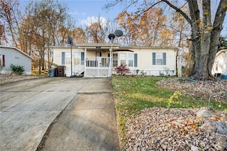 132 Thomas Blvd NW, Massillon, OH 44647