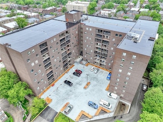5600 Munhall Rd Unit 306, Pittsburgh, PA 15217