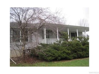 2392 Hemlock Rd, Eden, NY 14057