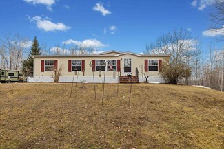 25 Andrew Terrace, Limerick, ME 04048