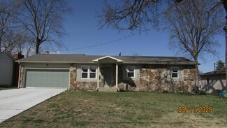 3023 E Verona St, Springfield, MO 65804