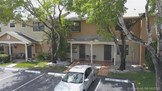 10557 NW 8th St, Pembroke Pines, FL 33026