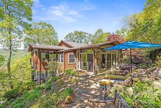 605 Upper Sondley Dr, Asheville, NC 28805