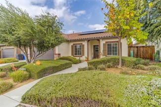 9434 Red Pine Dr, Shafter, CA 93263