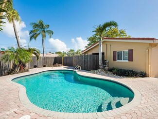 4521 NE 15th Ave, Oakland Park, FL 33334