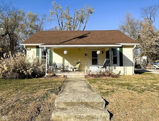 7 Beveridge St, Greencastle, IN 46135