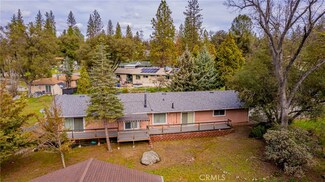 40276 Redbud Dr, Oakhurst, CA 93644