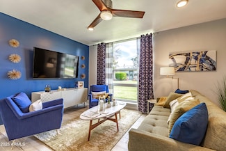 3242 E Camelback Rd Unit 105, Phoenix, AZ 85018