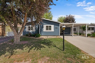 8336 Willowdale Dr, Garden City, ID 83714