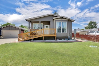 19214 E Buckeye Ave, Spokane Valley, WA 99027
