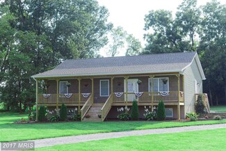 254 Shade Tree Ln, Shenandoah Junction, WV 25442