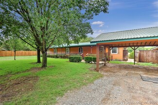 304 S Third, Colbert, OK 74733