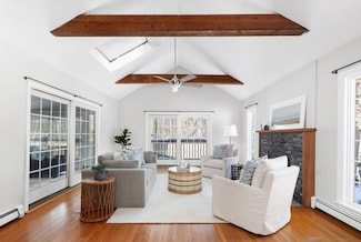 1 Oakcrest Rd, Hingham, MA 02043
