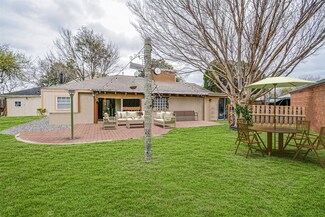 8710 Belle Glen Dr, Houston, TX 77099