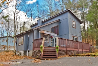 2252 Sky High Dr, Bartonsville, PA 18321