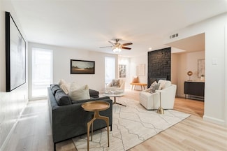 600 NW 4th St Unit 211, Oklahoma City, OK 73102