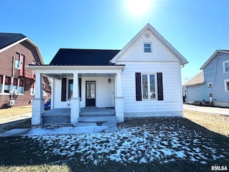 410 E Wyatt Ave, Franklin, IL 62638