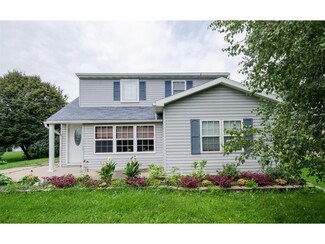 1159 Club Rd NE, Swisher, IA 52338