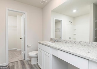 351 Egret Ct, Hoschton, GA 30548