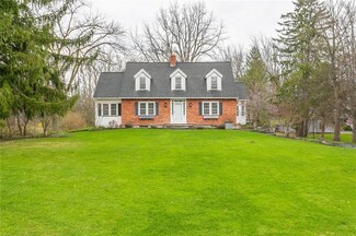 97 Long Meadow Cir, Pittsford, NY 14534