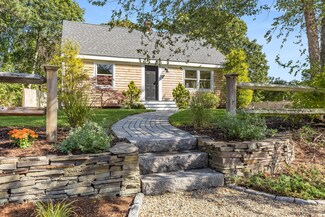 58 Weir Rd, Yarmouth Port, MA 02675