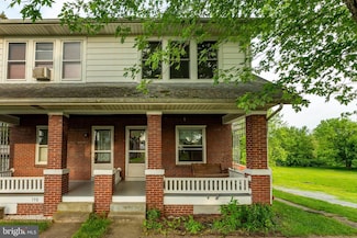 196 Galen Hall Rd, Reinholds, PA 17569