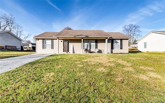 120 Broadmoor Ave, Charlestown, IN 47111
