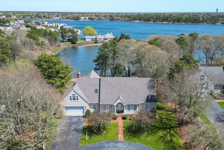 47 Coveview Dr, South Yarmouth, MA 02664