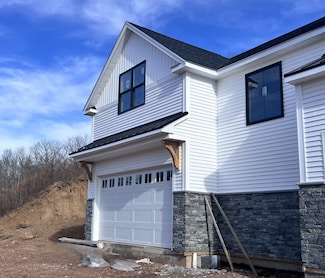 14 Village Cir Unit 14, Guilford, CT 06437
