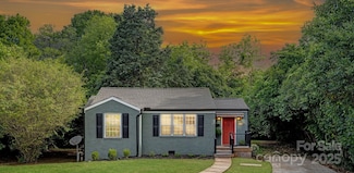 1100 Mona Dr, Charlotte, NC 28206