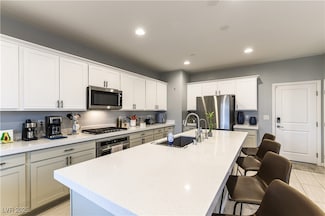 10372 Thurso Ave, Las Vegas, NV 89166