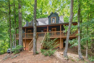 356 Deep Woods Ln, Saluda, NC 28773