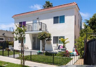 1021 Hoffman Ave, Long Beach, CA 90813