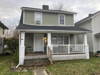 1421 E Blake Ave, Columbus, OH 43211