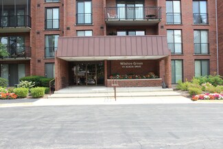 111 Acacia Dr Unit 206, Indian Head Park, IL 60525