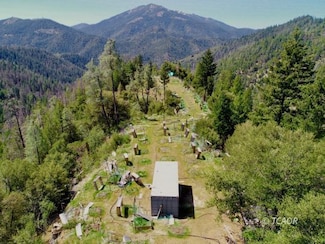 3360 Horse Mane, Douglas City, CA 96024