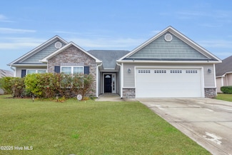 3301 Hardee Farms Dr, New Bern, NC 28562