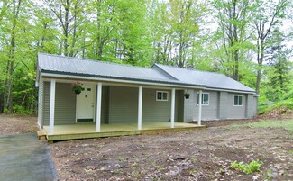 40 Benson Rd, Manchester, ME 04351