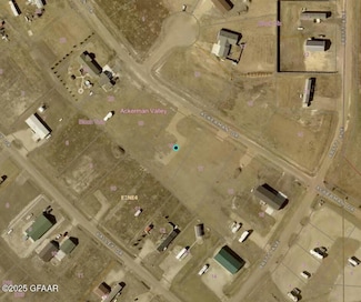 208 Ackerman Dr, Devils Lake, ND 58301