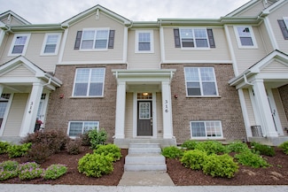 316 Timberleaf Cir, Roselle, IL 60172
