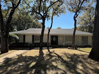 5012 Boulder Lake Rd, Fort Worth, TX 76103