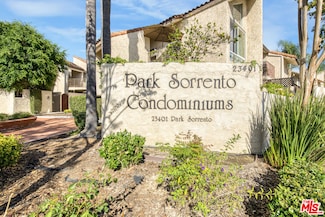23401 Park Sorrento Unit 30, Calabasas, CA 91302