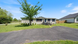 530 N Larson St, Grand Saline, TX 75140