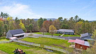 3 Hemlock Hill Dr, Loudon, NH 03307