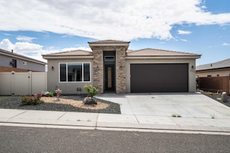 3573 175 St N, Hurricane, UT 84737