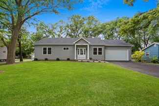 630 N Buell Ave, Aurora, IL 60506