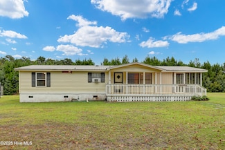 250 Bream St, Holly Ridge, NC 28445