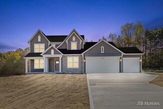 3450 Winding Creek Ct, Zeeland, MI 49464