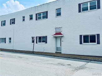 237 N Wood River Ave Unit 102, Wood River, IL 62095